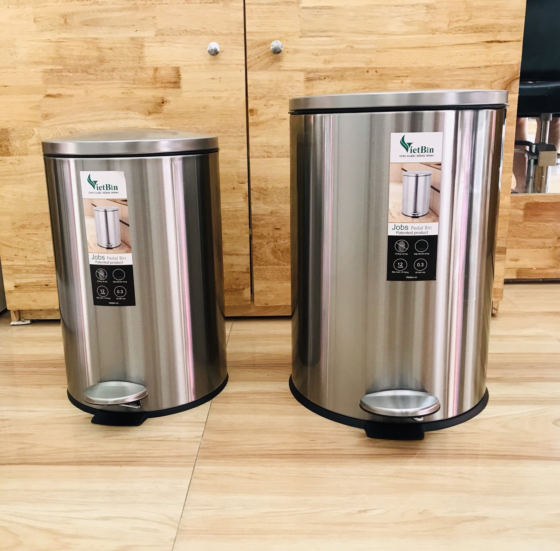 Thùng rác inox đap chân cao cấp Vietbin 7 lít