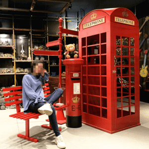 Bốt điện thoại decor quán cafe hoặc quần áo